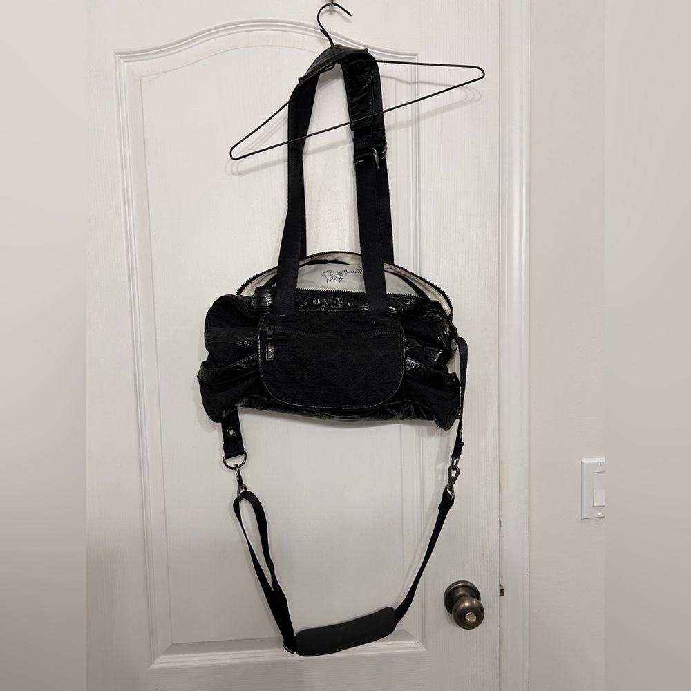 LULULEMON Circuit Gym Bag in black - Picture 9 of 10